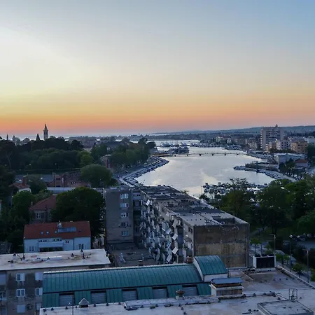 Апартаменты Buki One Bedroom With Balcony And Sea View