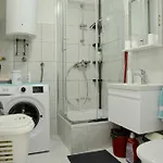 Buki One Bedroom With Balcony And Sea View Apartmán Zadar
